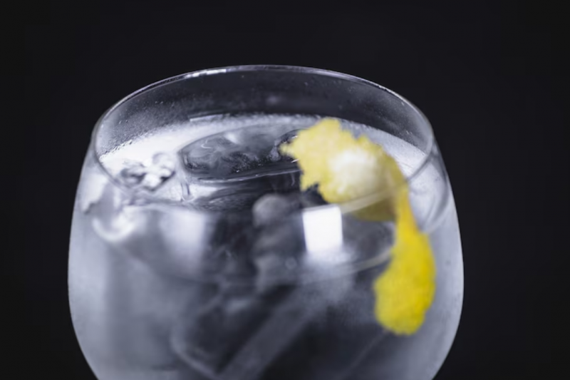 Taça de Gin Personalizada em Acrílico: A Escolha Perfeita para Seus Eventos Taça de Gin Personalizada em Acrílico: A Escolha Perfeita para Seus Eventos